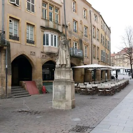 Bohemian Bakoua & Chesterfield Cottage, Hyper-Centre Metz Exterior photo