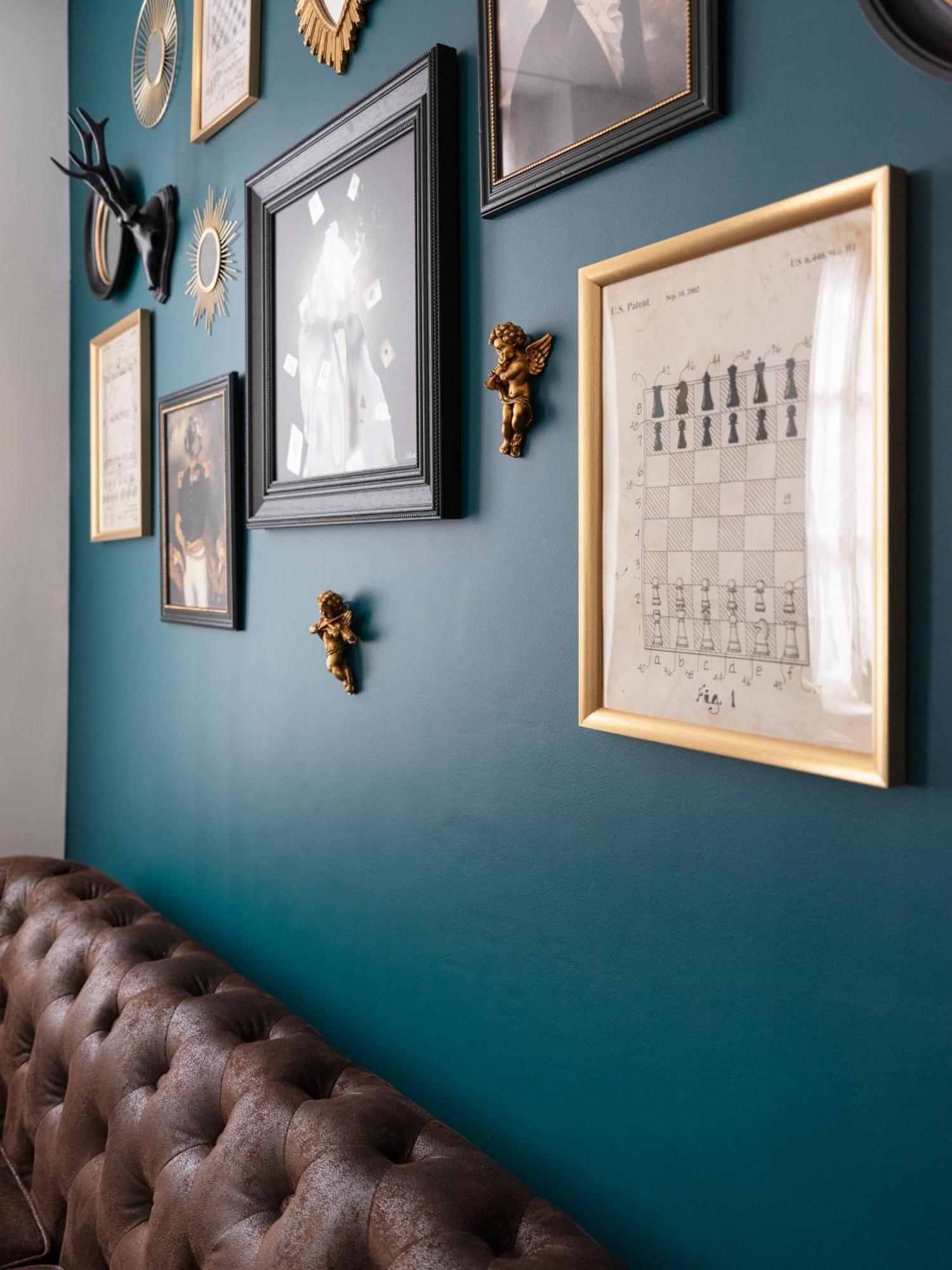 Bohemian Bakoua & Chesterfield Cottage, Hyper-centre Apartment